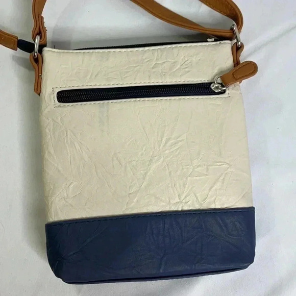 New Stone Mountain White Blue Leather Crossbody - Picture 5 of 11